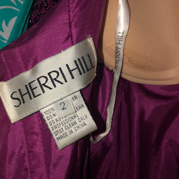 Sherri hill gown - Picture 5 of 8